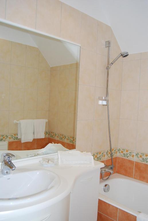 סנט-קולומב Hostellerie De La Motte Jean מראה חיצוני תמונה